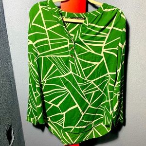 Zac & Rachel Beautiful Green & White Lightweight Top - Women | Color: Green